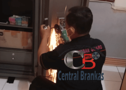 Service Brankas oleh Central Brankas