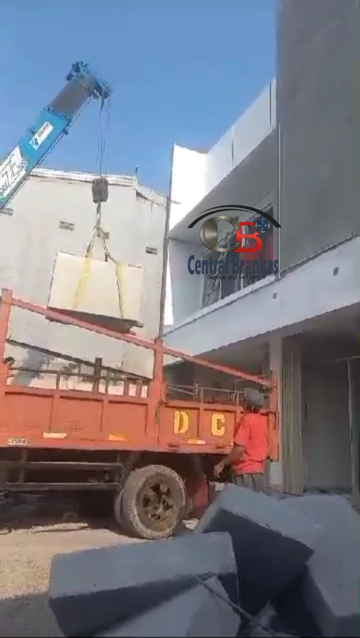 Teknisi Brankas Profesional