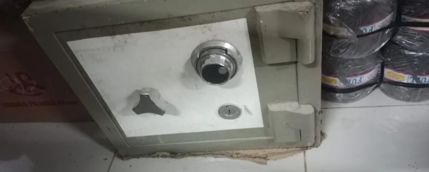 ahlinya service brankas