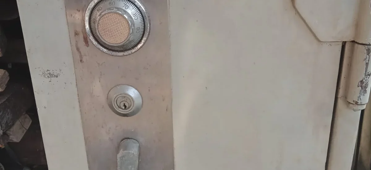 ahli service smeua merk brankas